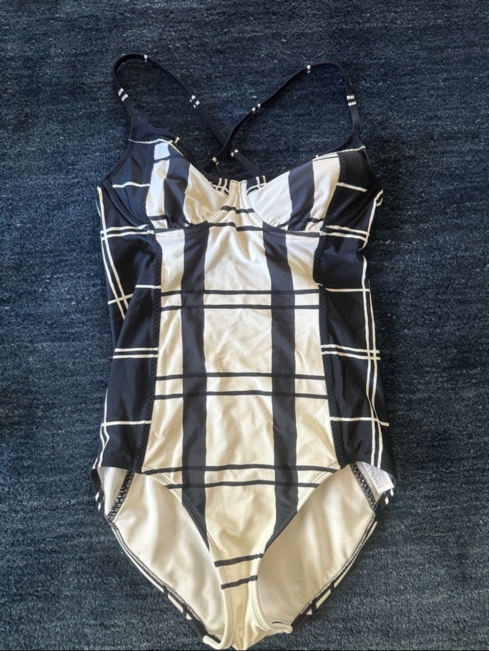Athleta 34 B/C Classic Plaid One-Piece Swimsuit in Black and Cream